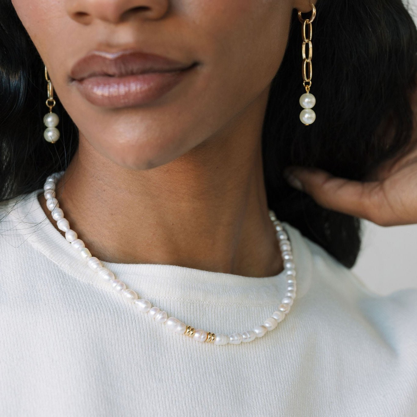 Tiny Pearl Necklace