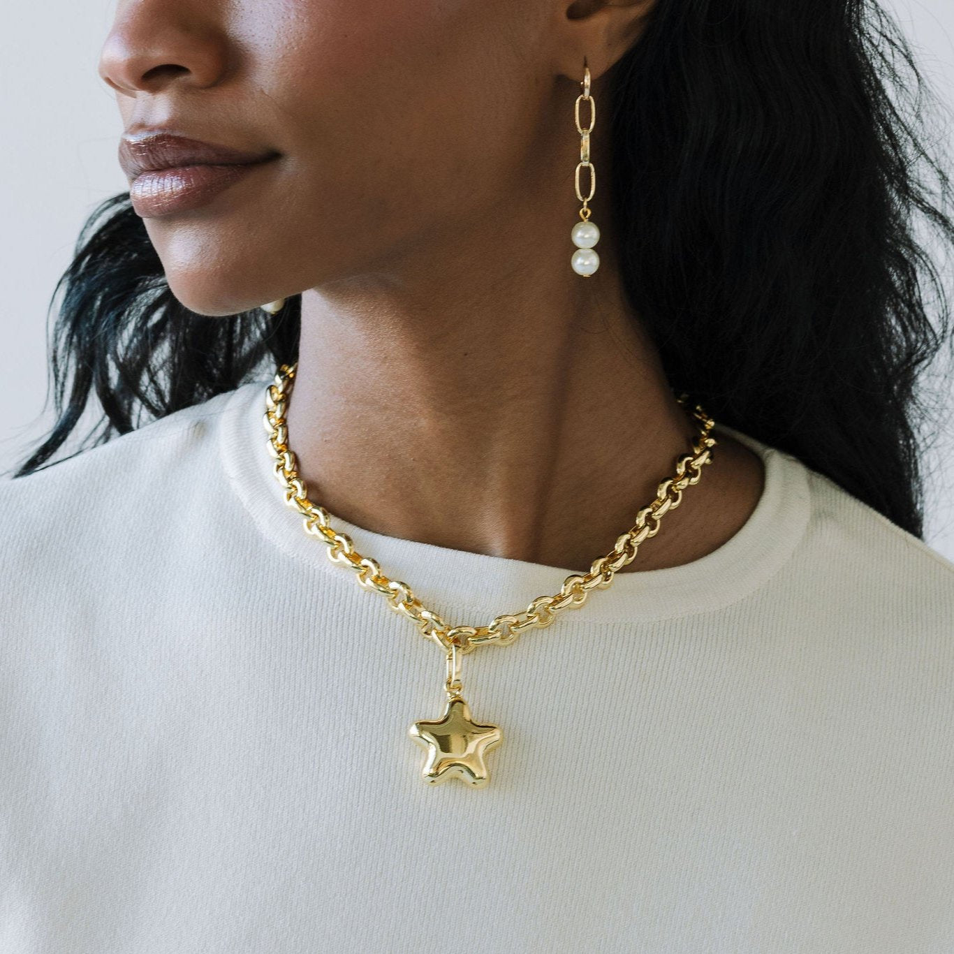 Balloon Star Necklace