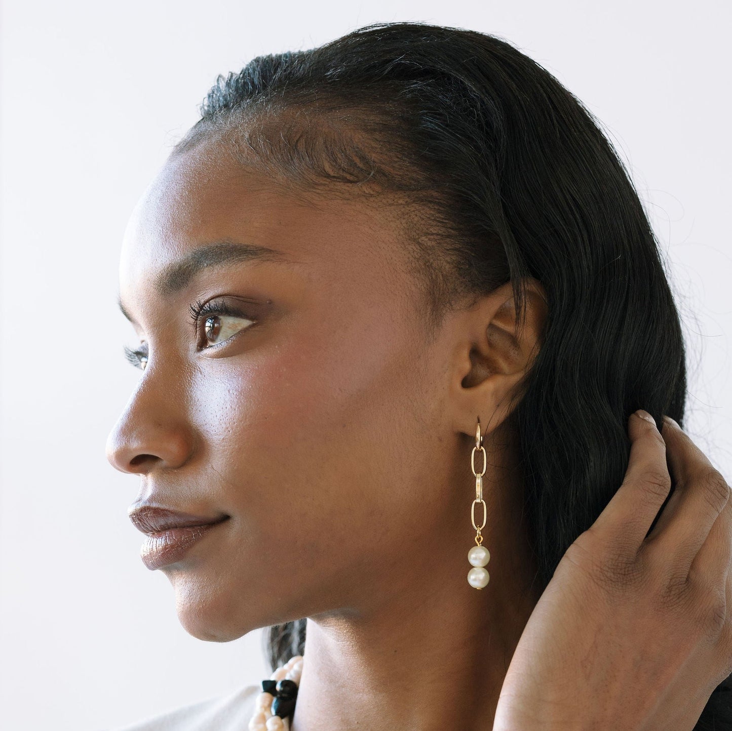 Pearl Dangle